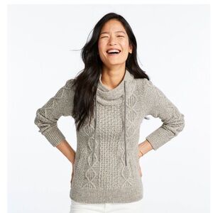 Women’s Ll Bean signature cotton funnel neck sweater size medium grey marled.